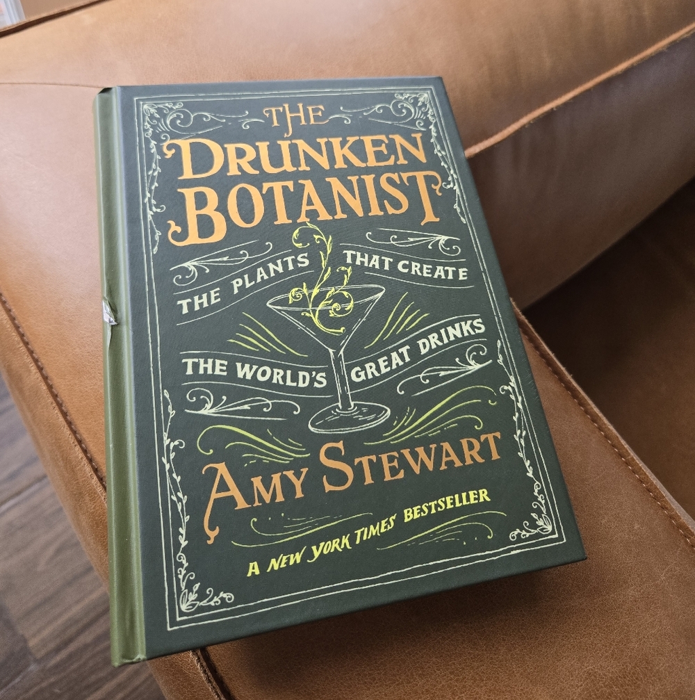 The Drunken Botanist -  Amy Stewart (Hardcover)